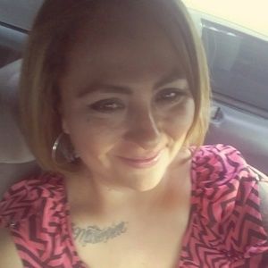 Meet your Posher, Anahi